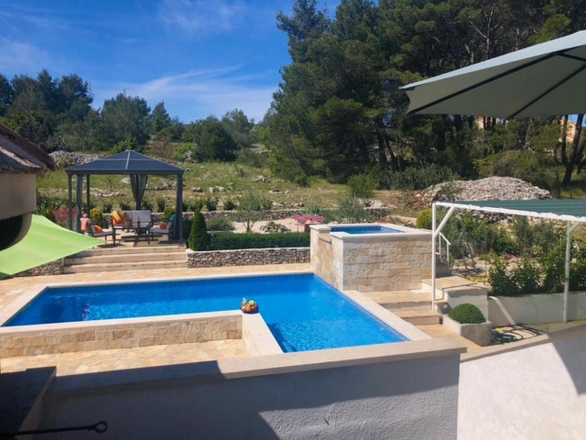 Holiday Home Ela Dračevica Kültér fotó